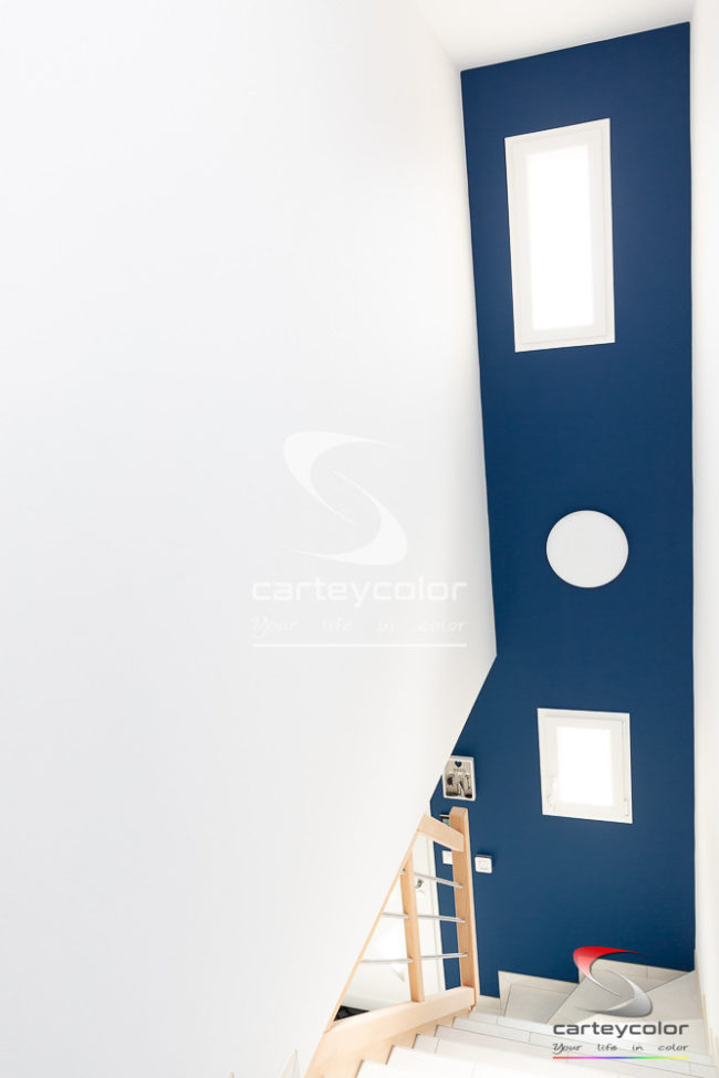 SAULNY - Maison moderne mise en peinture montée d'escalier - CARTEYCOLOR